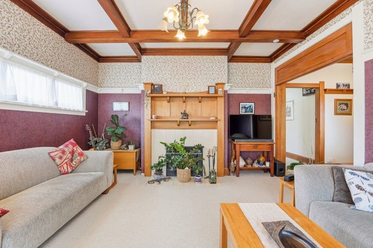 Photo of property in 17 Sarjeant Street, Gonville, Whanganui, 4500