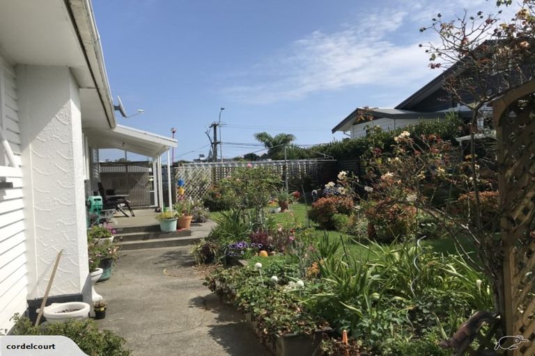 Photo of property in 35 Northgate, Strandon, New Plymouth, 4312