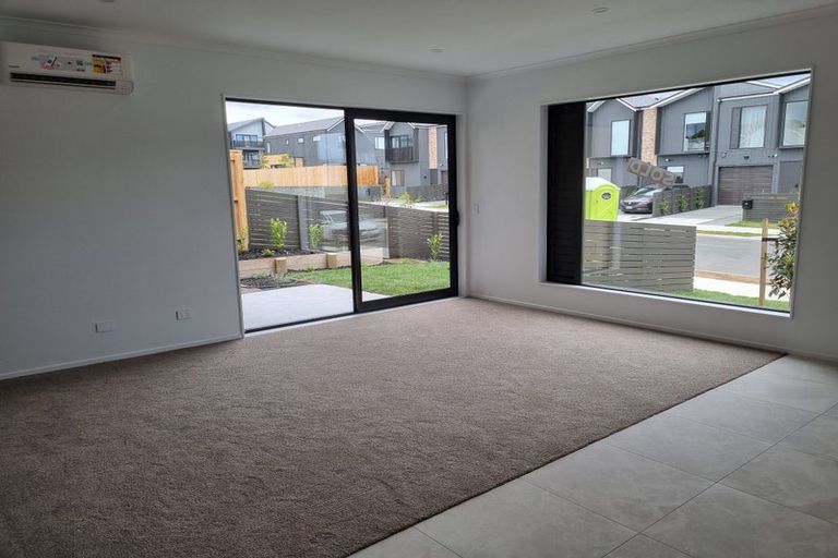 Photo of property in 31a Cambie Avenue, Red Beach, 0932