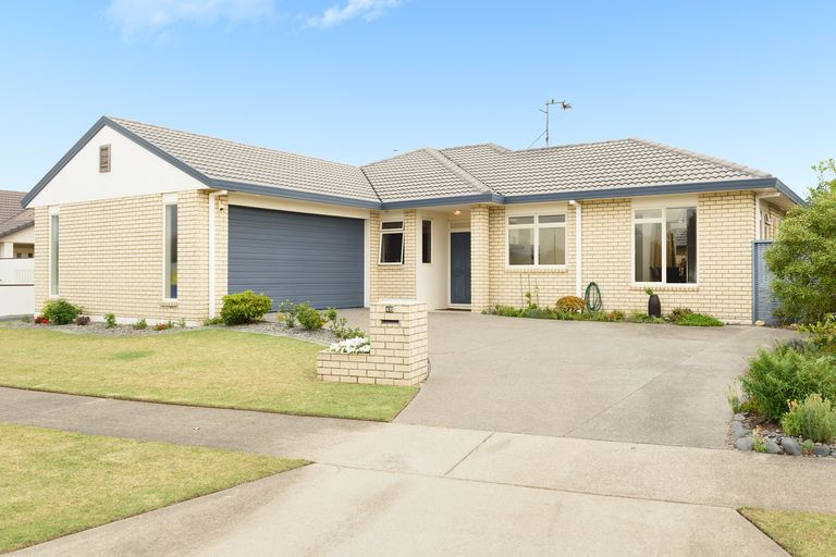 Photo of property in 48 Aranui Drive, Papamoa Beach, Papamoa, 3118