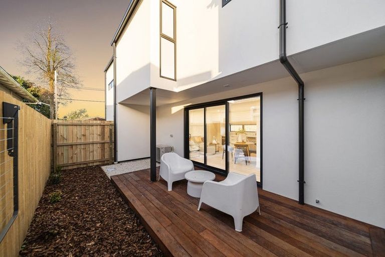 Photo of property in 3/25 Allard Street, Edgeware, Christchurch, 8013