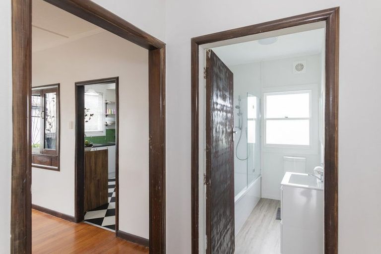 Photo of property in 37 Muir Street, Te Hapara, Gisborne, 4010