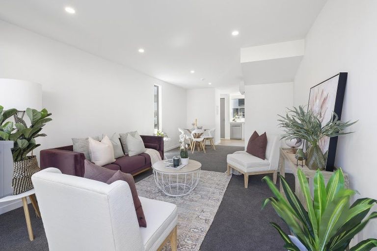 Photo of property in 32 John Street, Stokes Valley, Lower Hutt, 5019