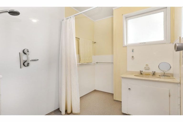 Photo of property in 1 Mccarthy Street, Waihou, Te Aroha, 3393