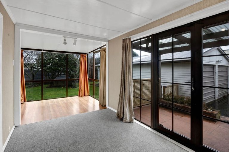 Photo of property in 96 Fairfield Road, Hawera, 4610