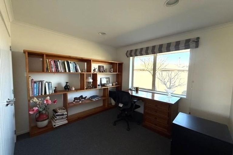 Photo of property in 37 Kawatiri Place, Westport, 7825