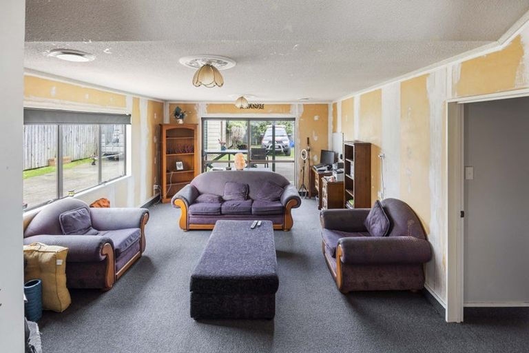 Photo of property in 37 Grey Street, Normanby, Hawera, 4614