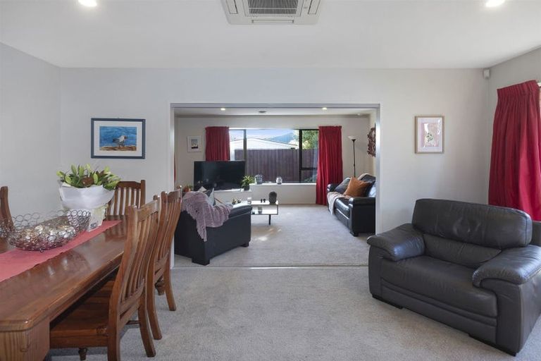 Photo of property in 3/32 Cotswold Avenue, Bishopdale, Christchurch, 8053