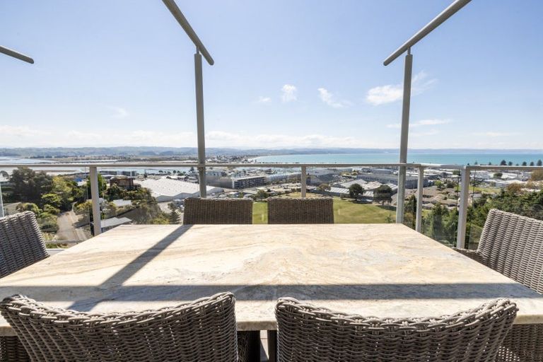 Photo of property in Northridge Apartments Stage Z, 2/22 Hospital Terrace, Hospital Hill, Napier, 4110