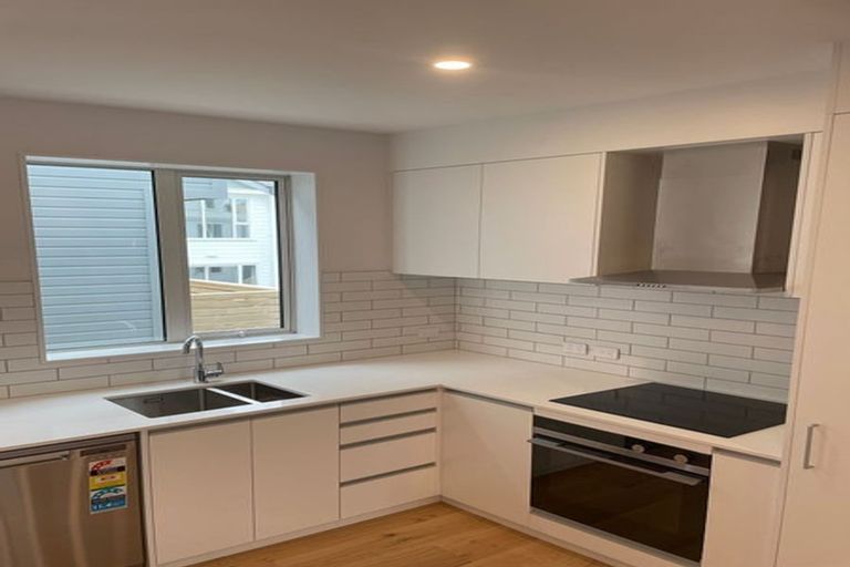 Photo of property in 5/30 Pirie Street, Mount Victoria, Wellington, 6011