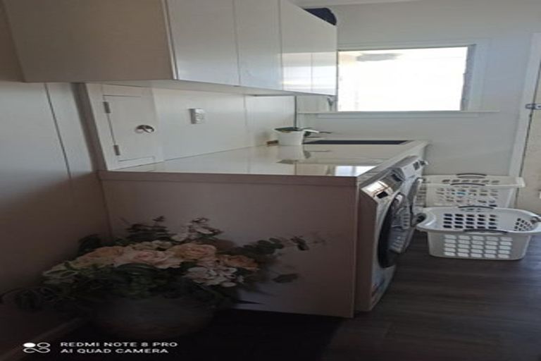 Photo of property in 3 Mcneil Street, Balclutha, 9230