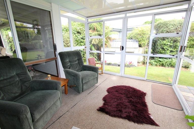 Photo of property in 18 Tui Street, Pahiatua, 4910