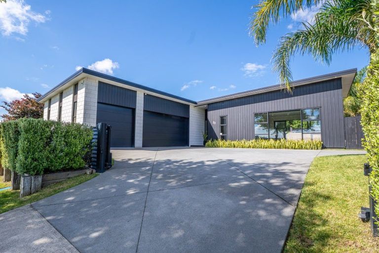 Photo of property in 33 Meadowfield Street, Flagstaff, Hamilton, 3210