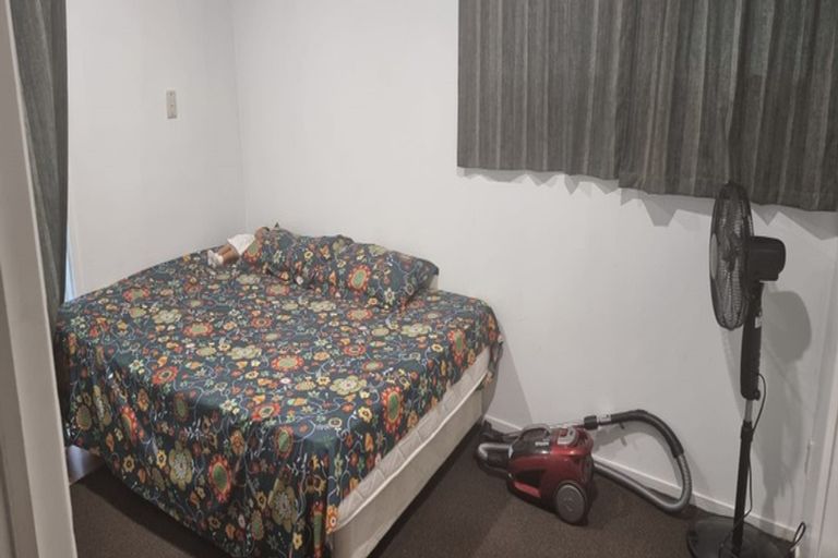 Photo of property in 17 Glengowan Place, Conifer Grove, Takanini, 2112