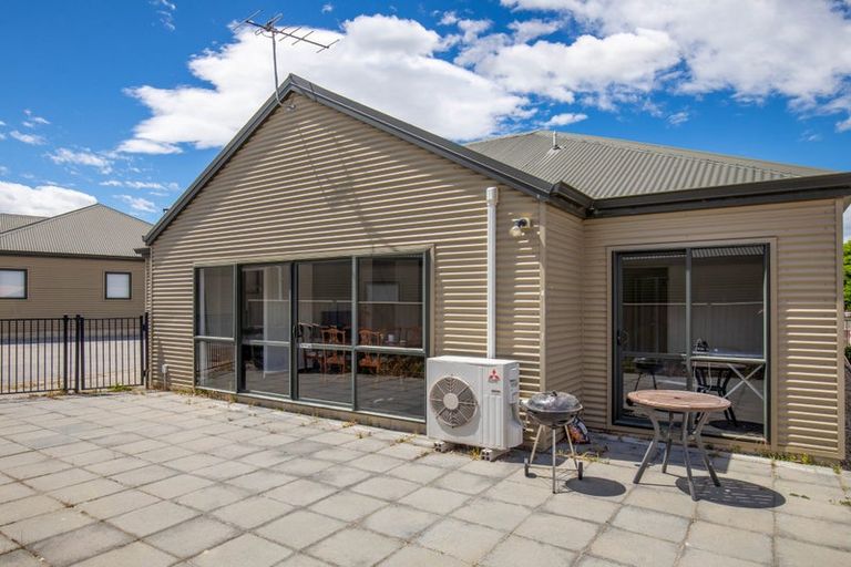 Photo of property in 8a Mckellar Court, Cromwell, 9310
