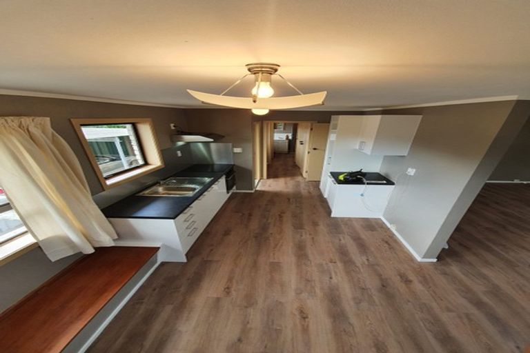 Photo of property in 4 Crescent Court, Melville, Hamilton, 3206