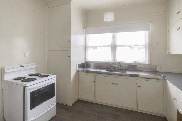 Photo of property in 34 Stout Street, Whataupoko, Gisborne, 4010