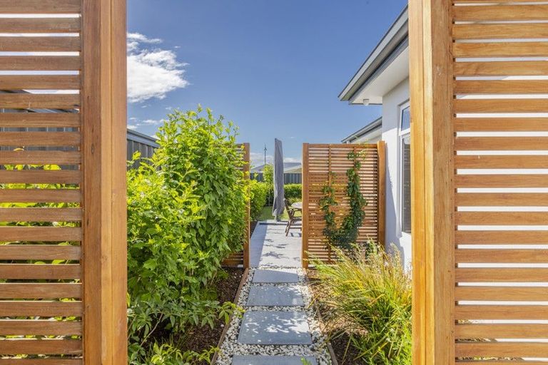 Photo of property in 18 Hunter Drive, Awatoto, Napier, 4110