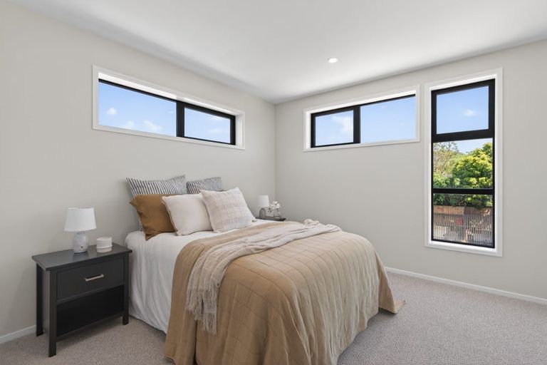 Photo of property in 12 Ngarara Road, Waikanae, 5036