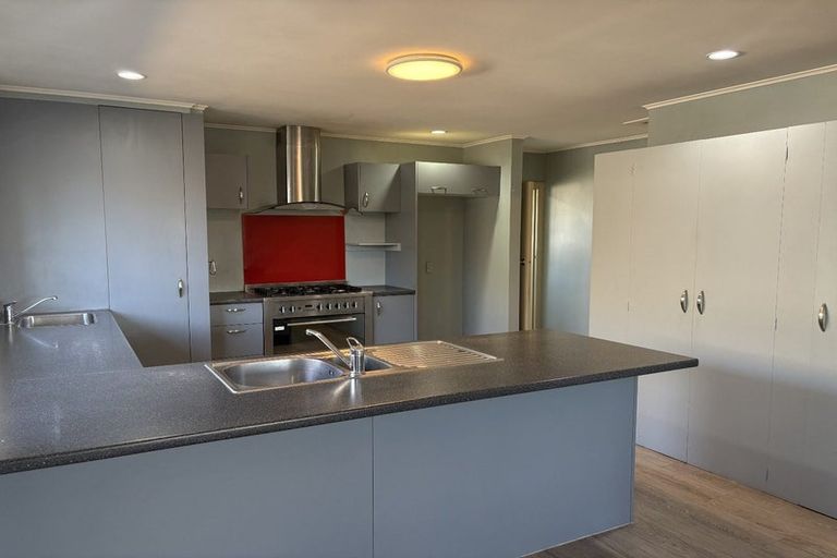 Photo of property in 82 Neill Street, Hornby, Christchurch, 8042