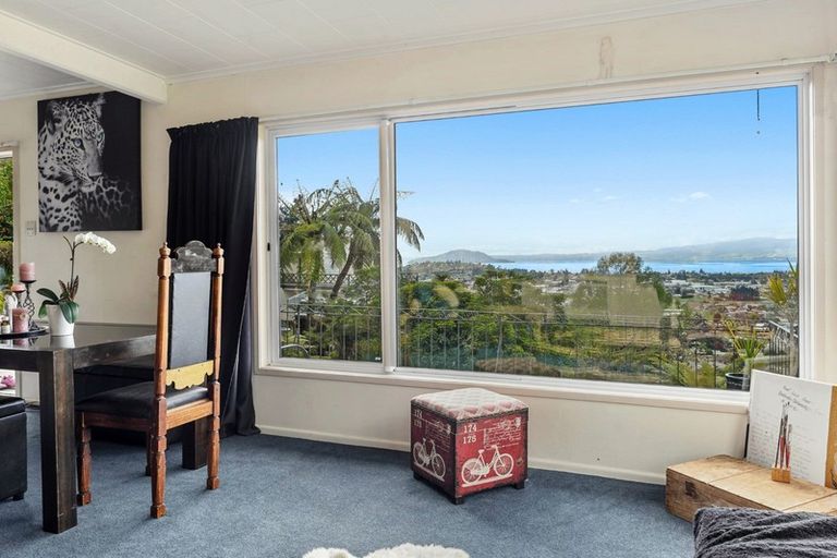 Photo of property in 29 Russell Crescent, Western Heights, Rotorua, 3015