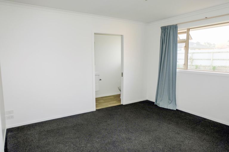 Photo of property in 16 Mcmullan Place, Oamaru North, Oamaru, 9400
