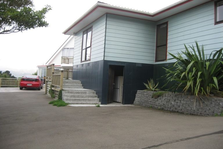 Photo of property in 113 Percy Dyett Drive, Karori, Wellington, 6012