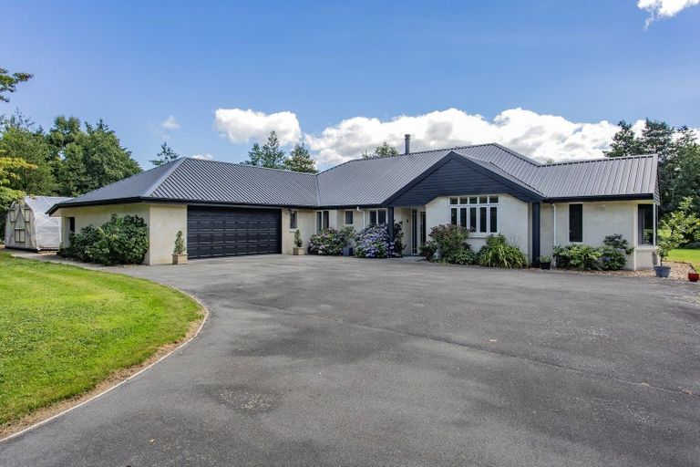 Photo of property in 70 Victoria Street, Oxford, 7430