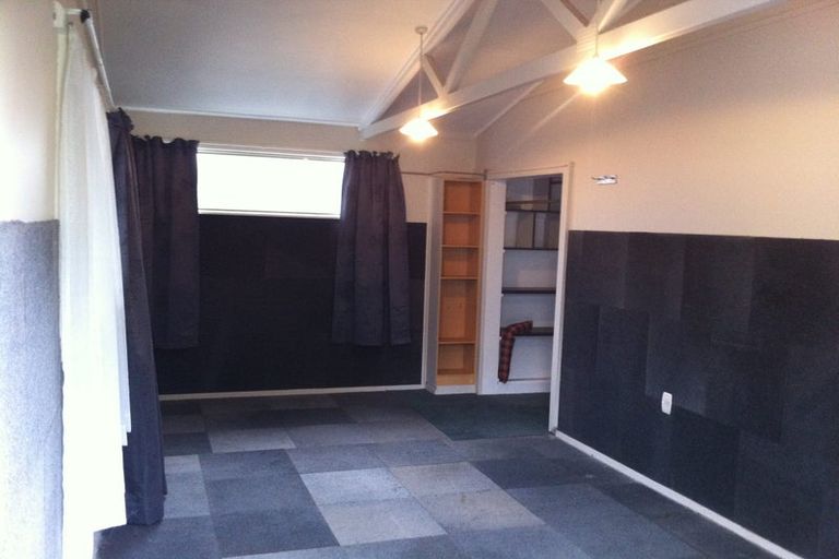 Photo of property in 4 Haynes Avenue, Upper Riccarton, Christchurch, 8041