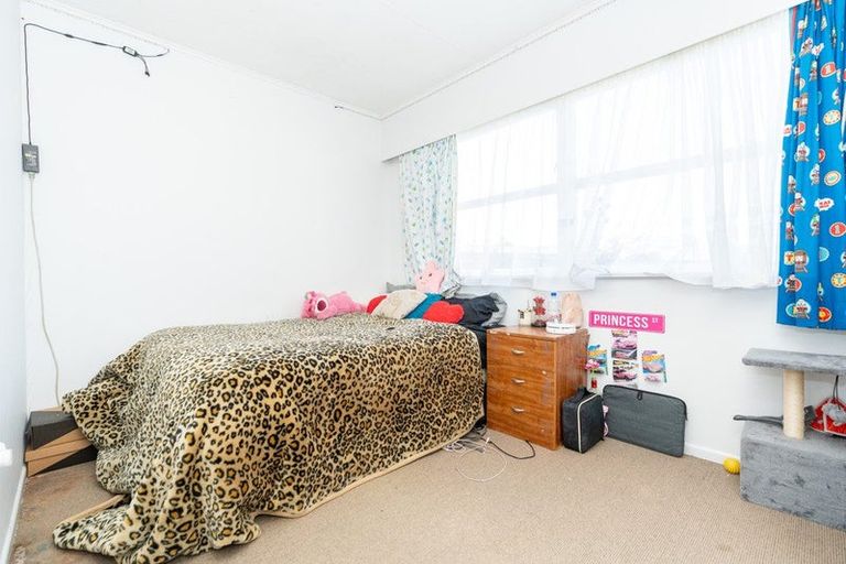 Photo of property in 48 Mears Road, St Andrews, Hamilton, 3200