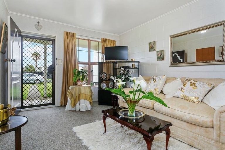 Photo of property in 15 Weld Street, Cambridge, 3434