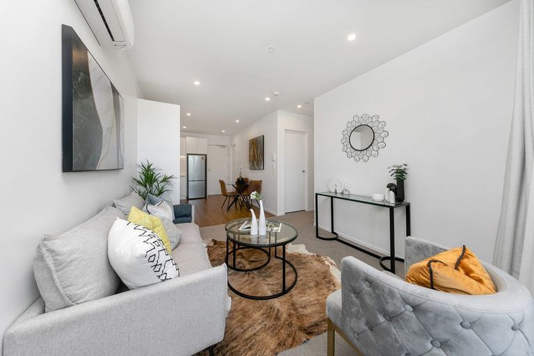 Photo of property in 1817a Great North Road, Avondale, Auckland, 1026