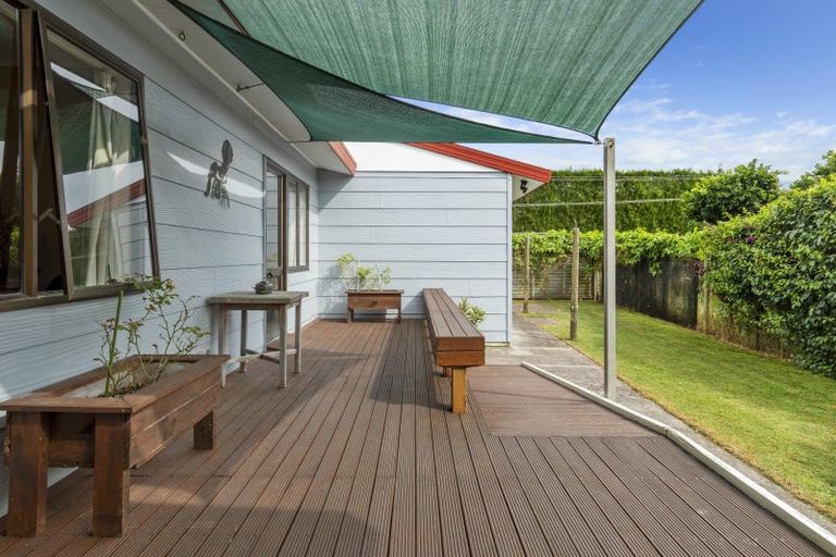 Photo of property in 1 Taupata Street, Paengaroa, Te Puke, 3189