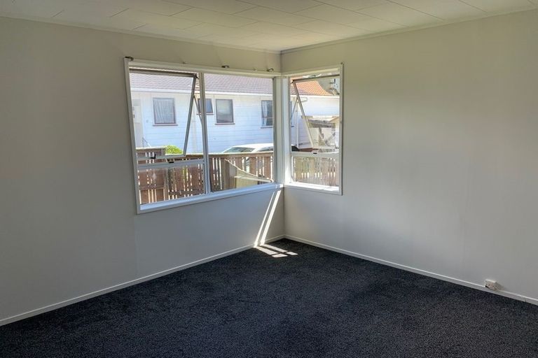 Photo of property in 6 Blanche Way, Half Moon Bay, Auckland, 2012