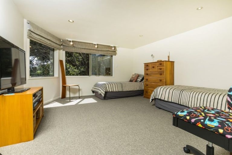 Photo of property in 42 Waitea Road, Muriwai, Waimauku, 0881
