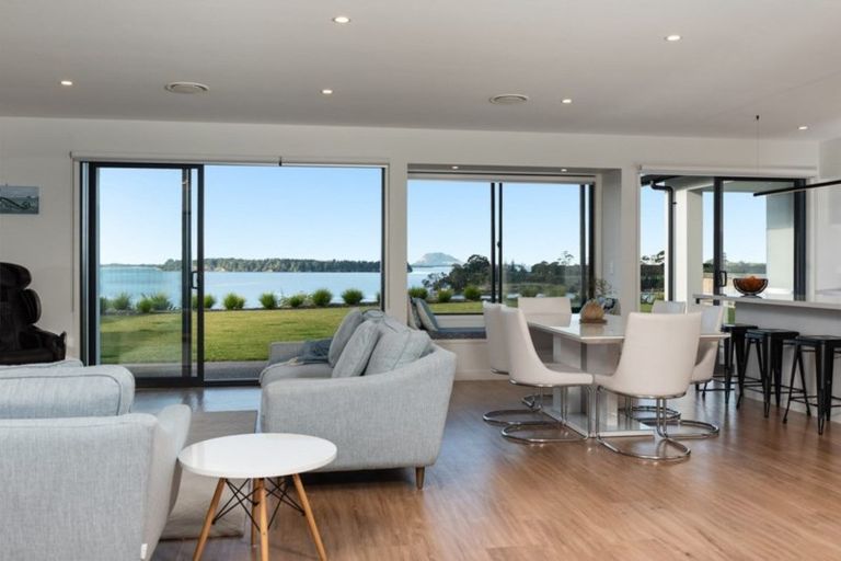 Photo of property in 69 Lynley Park Drive, Omokoroa, 3114