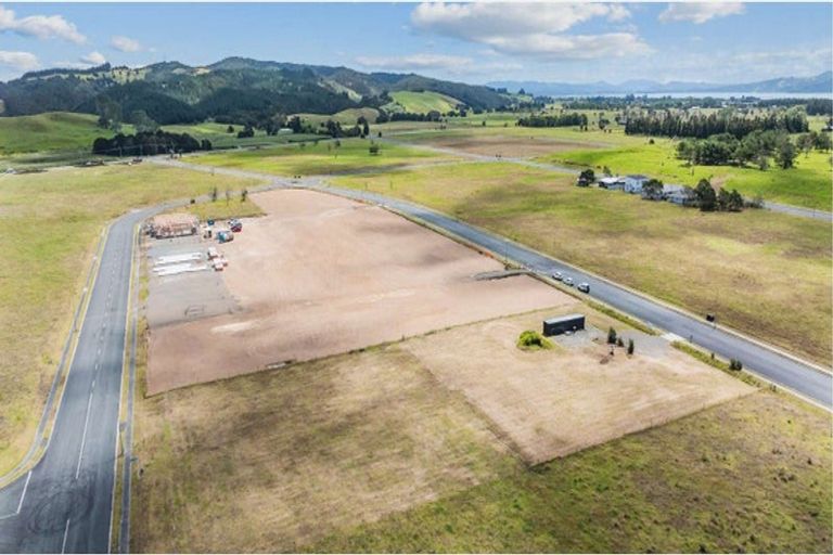 Photo of property in 60 Roosevelt Road, Ruakaka, 0171