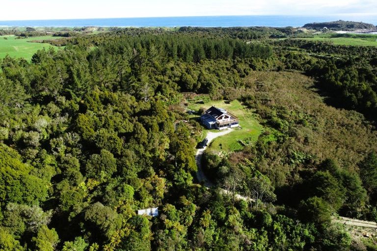 Photo of property in 291 Tauranga Bay Road, Cape Foulwind, Westport, 7892