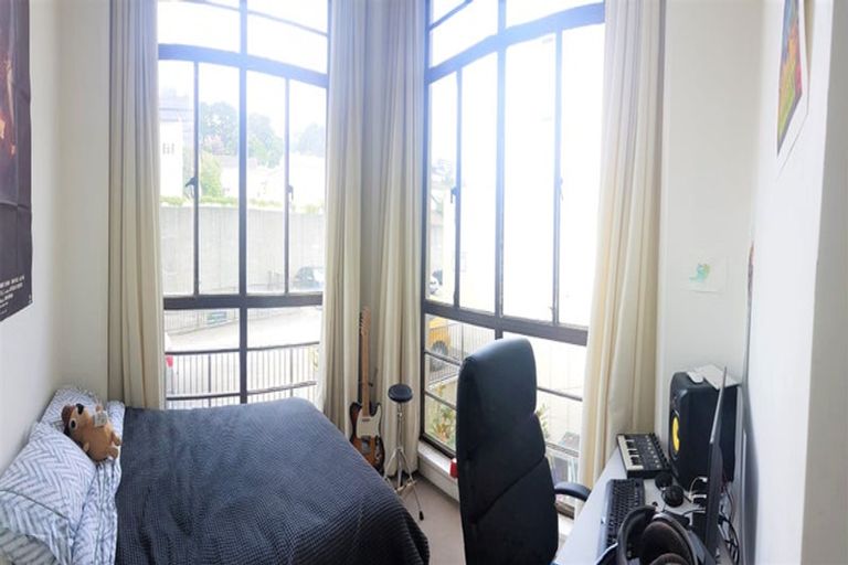 Photo of property in Augusta Apartments, 11/254 Willis Street, Te Aro, Wellington, 6011