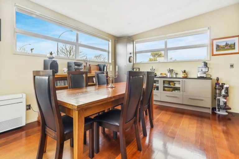 Photo of property in 180a Pembroke Street, Hamilton Lake, Hamilton, 3204