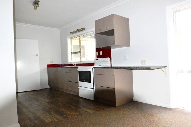 Photo of property in 147 Bartholomew Road, Levin, 5510