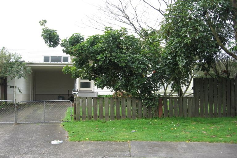 Photo of property in 1/12 Citril Place, Red Hill, Papakura, 2110