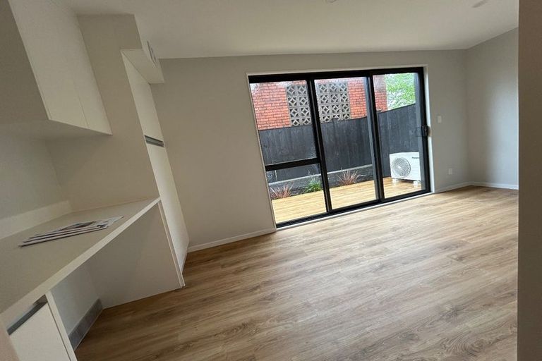 Photo of property in 2/30 Woodford Avenue, Henderson, Auckland, 0610