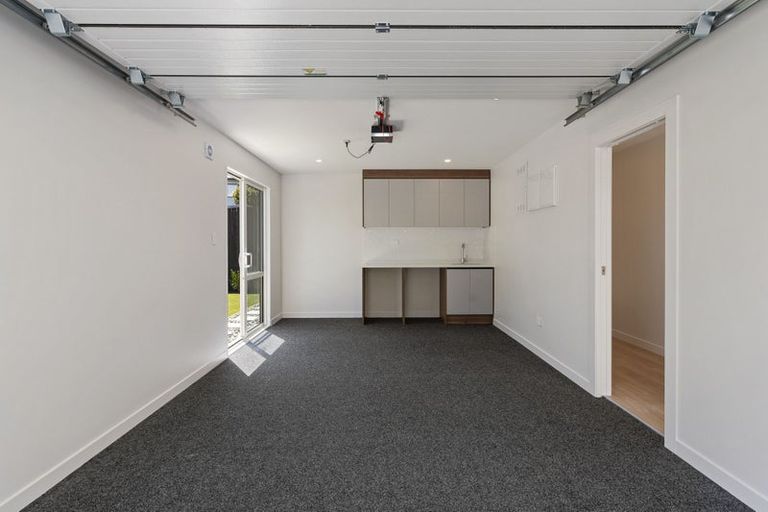 Photo of property in 3 Corrella Road, Belmont, Auckland, 0622