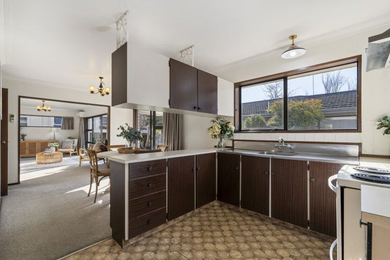 Photo of property in 2/36 Third Avenue, Tauranga, 3110