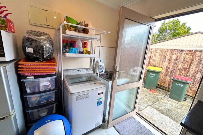 Photo of property in 406 Bucklands Beach Road, Bucklands Beach, Auckland, 2012