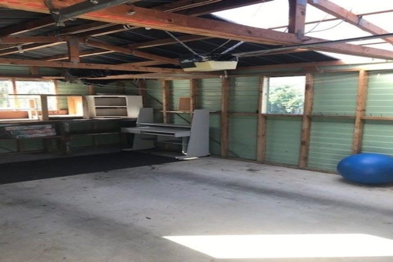 Photo of property in 35 Tireti Road, Titahi Bay, Porirua, 5022