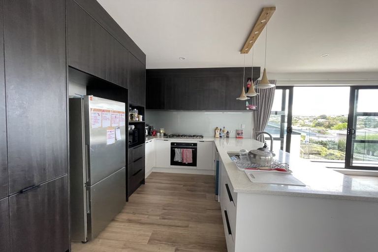 Photo of property in 11d Manuwai Road, Torbay, Auckland, 0630