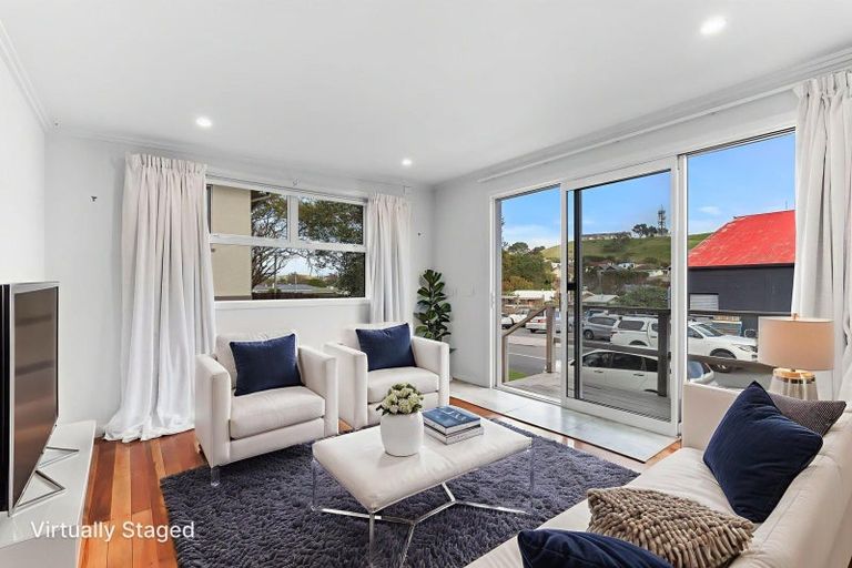 Photo of property in 3 Stuart Place, Blagdon, New Plymouth, 4310