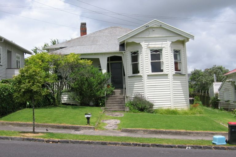 Photo of property in 6 Stanmore Road, Grey Lynn, Auckland, 1021